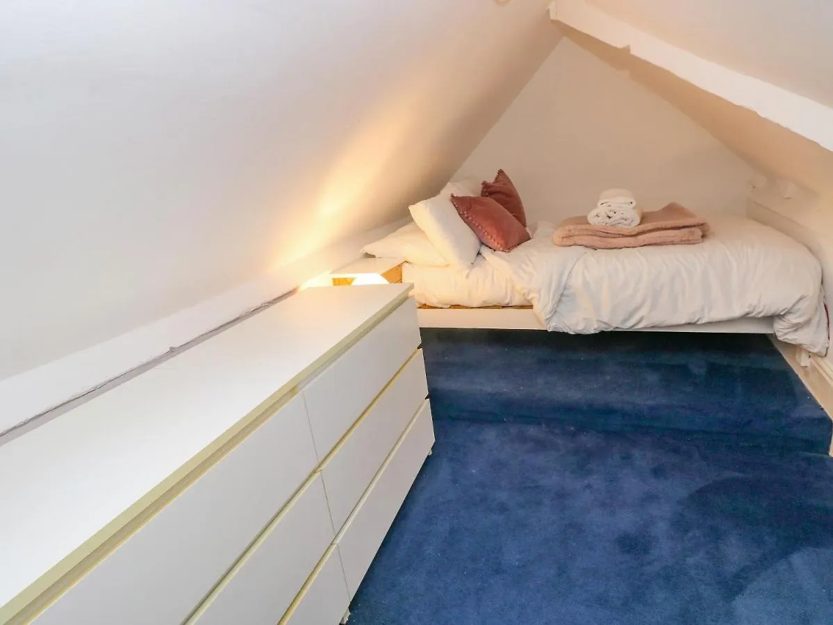 Holiday home Lower Sketty Green Lodge Swansea United Kingdom